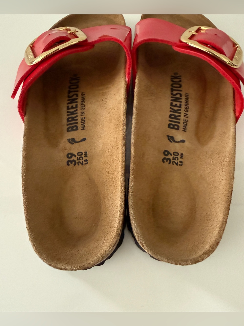 NWOB BIRKENSTOCK Big Buckle Madrid Slides Sandals High Shiny Red 39 - Picture 3 of 6